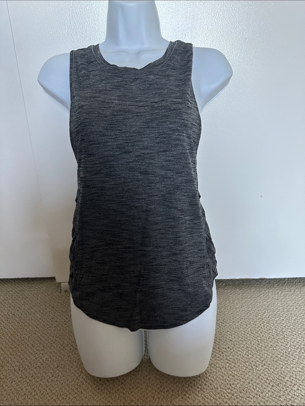 Lululemon Women's Charcoal Gray Sleeveless Tank Top